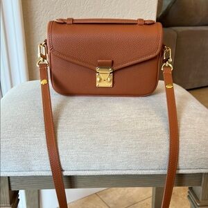 LIKE NEW Petite Paris 15 in Cognac by DUYP (Dress up your purse)